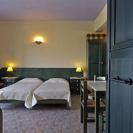 Anemones Studios&suites - Onar Collection 4* Molos (Paros)