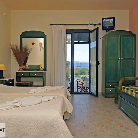 Apartahotel Anemones Studios&suites - Onar Collection 4*